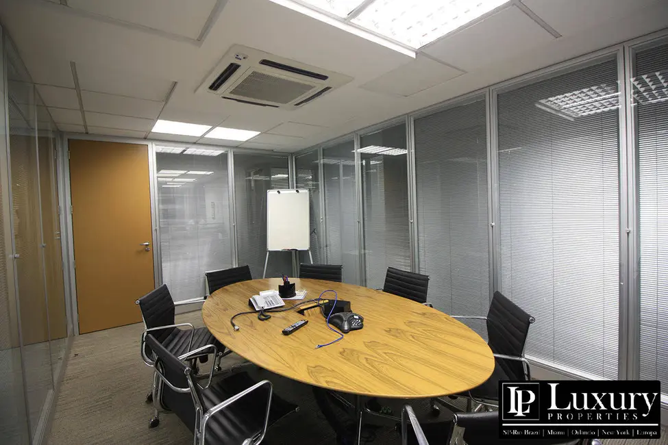 Foto 8 de Sala Comercial à venda e para alugar em Vila Hamburguesa, São Paulo - SP