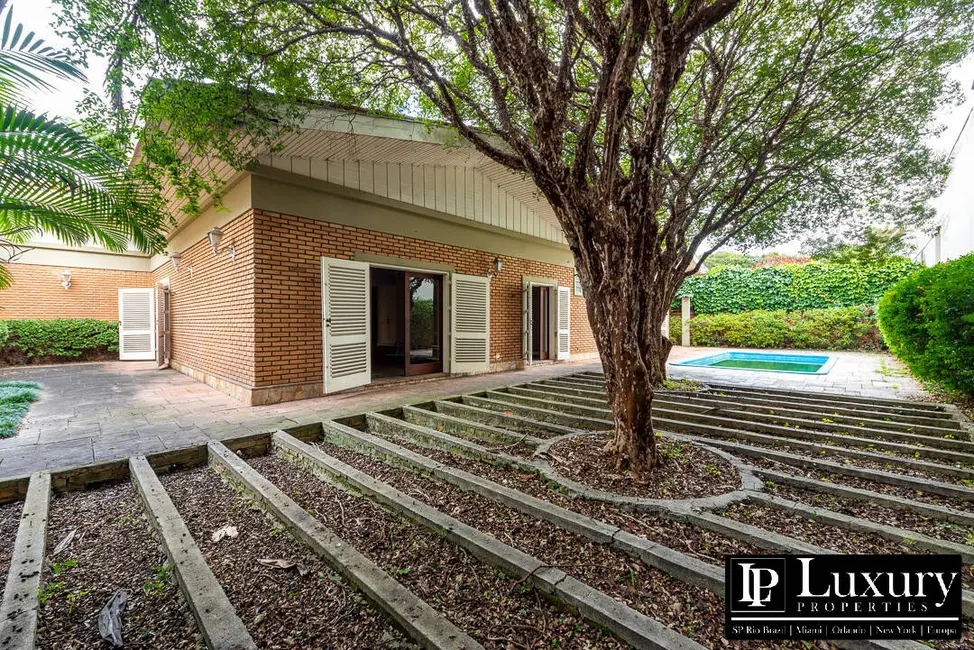 Casa com 4 quartos à venda em Alto de Pinheiros, São Paulo - SP - imagem 9 Foto 9 de Casa com 4 quartos à venda em Alto de Pinheiros, São Paulo - SP