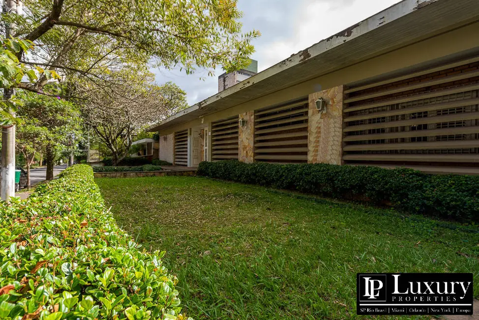 Casa com 4 quartos à venda em Alto de Pinheiros, São Paulo - SP - imagem 4 Foto 4 de Casa com 4 quartos à venda em Alto de Pinheiros, São Paulo - SP