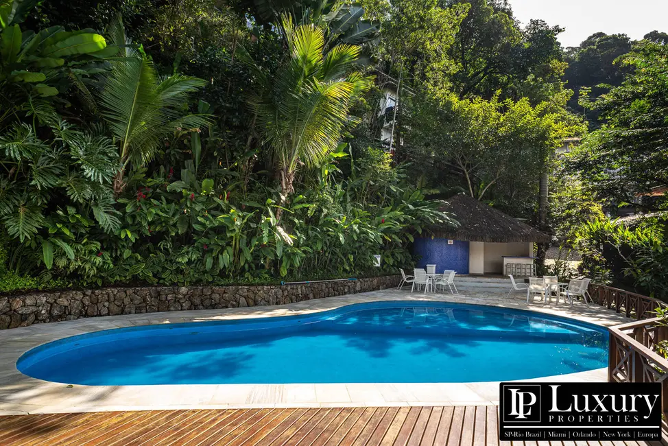 Foto 4 de Casa de Condomínio com 4 quartos à venda em Sao Sebastiao - SP