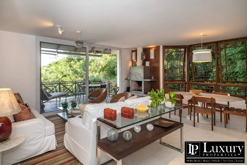 Foto 6 de Casa de Condomínio com 4 quartos à venda em Sao Sebastiao - SP