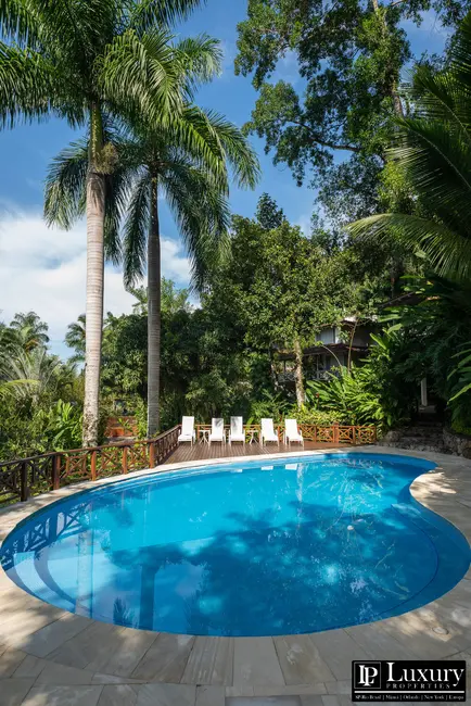 Foto 3 de Casa de Condomínio com 4 quartos à venda em Sao Sebastiao - SP