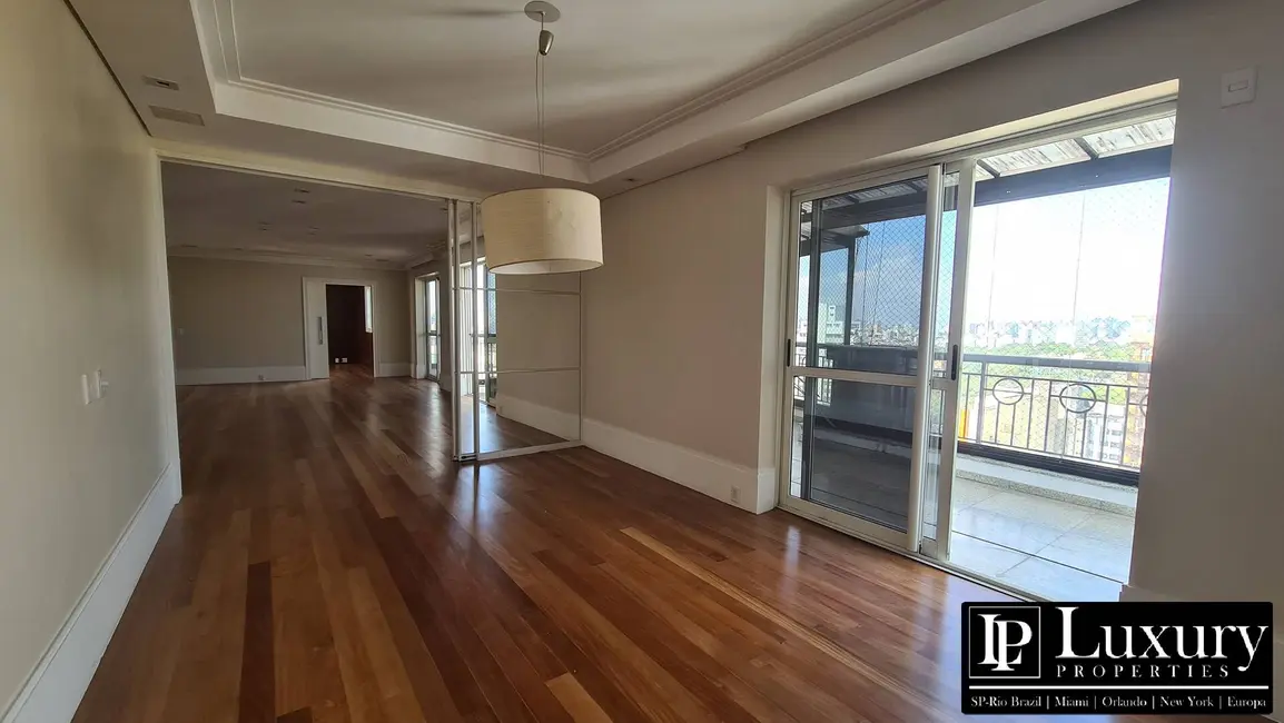 Cobertura com 4 quartos para alugar, 466m2 em Moema, São Paulo - SP - imagem 5 Foto 5 de Cobertura com 4 quartos para alugar, 466m2 em Moema, São Paulo - SP