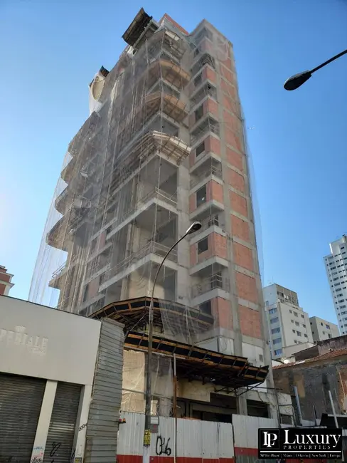 Foto 2 de Apartamento com 2 quartos à venda, 108m2 em Jardins, São Paulo - SP