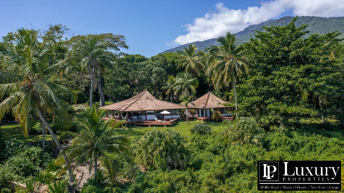Foto 8 de Casa de Condomínio com 4 quartos à venda em Centro, Ilhabela - SP
