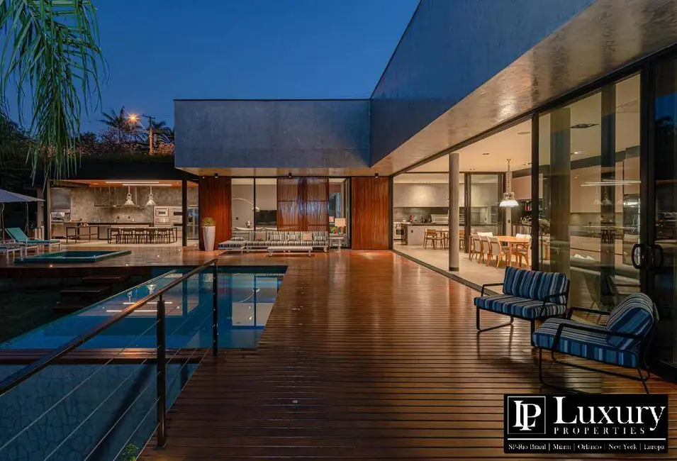 Foto 2 de Casa de Condomínio com 3 quartos à venda em Louveira - SP