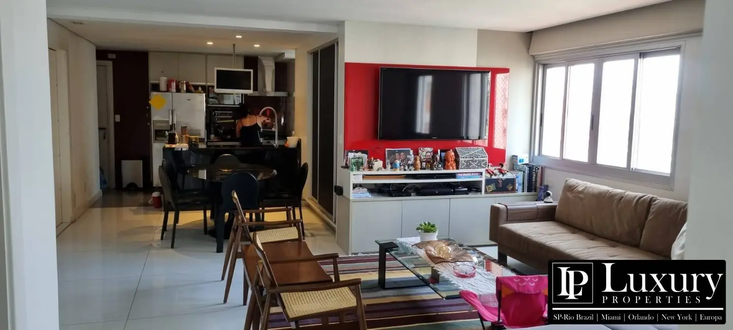 Cobertura com 2 quartos à venda, 180m2 em Vila Olímpia, São Paulo - SP - imagem 5 Foto 5 de Cobertura com 2 quartos à venda, 180m2 em Vila Olímpia, São Paulo - SP