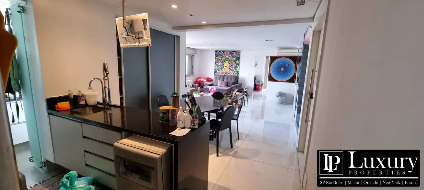 Cobertura com 2 quartos à venda, 180m2 em Vila Olímpia, São Paulo - SP - imagem 8 Foto 8 de Cobertura com 2 quartos à venda, 180m2 em Vila Olímpia, São Paulo - SP