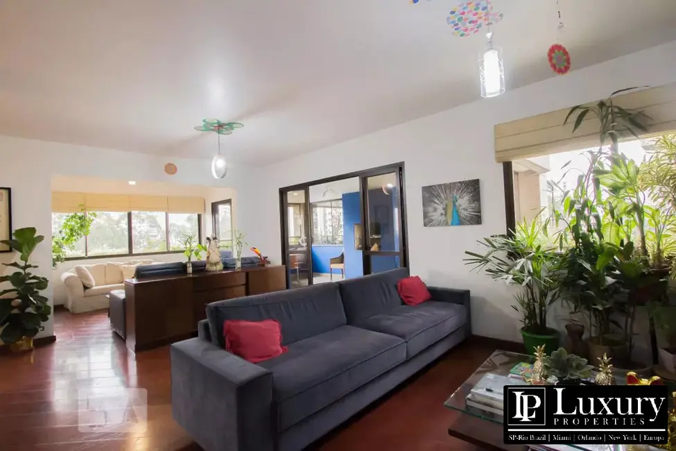 Apartamento com 4 quartos à venda, 244m2 em Vila Andrade, São Paulo - SP - imagem 5 Foto 5 de Apartamento com 4 quartos à venda, 244m2 em Vila Andrade, São Paulo - SP