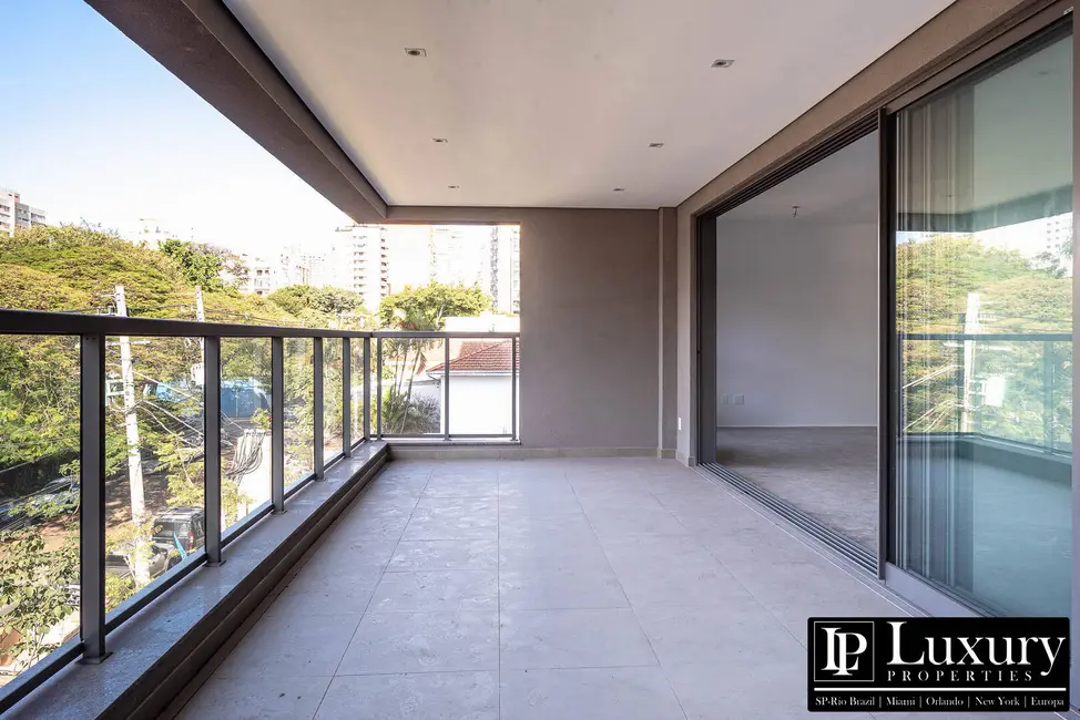 Apartamento com 3 quartos à venda, 186m2 em Campo Belo, São Paulo - SP - imagem 3 Foto 3 de Apartamento com 3 quartos à venda, 186m2 em Campo Belo, São Paulo - SP