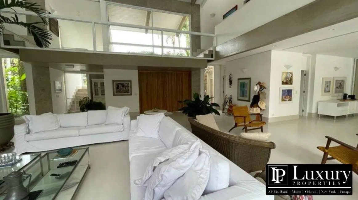 Casa de Condomínio com 5 quartos à venda em Guaruja - SP - imagem 4 Foto 4 de Casa de Condomínio com 5 quartos à venda em Guaruja - SP