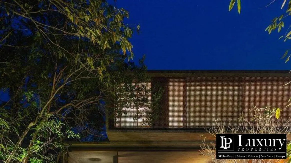 Foto 9 de Casa de Condomínio com 4 quartos à venda em Guaruja - SP