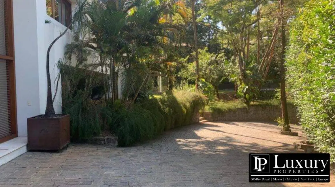 Foto 4 de Casa com 5 quartos à venda em Pacaembu, São Paulo - SP