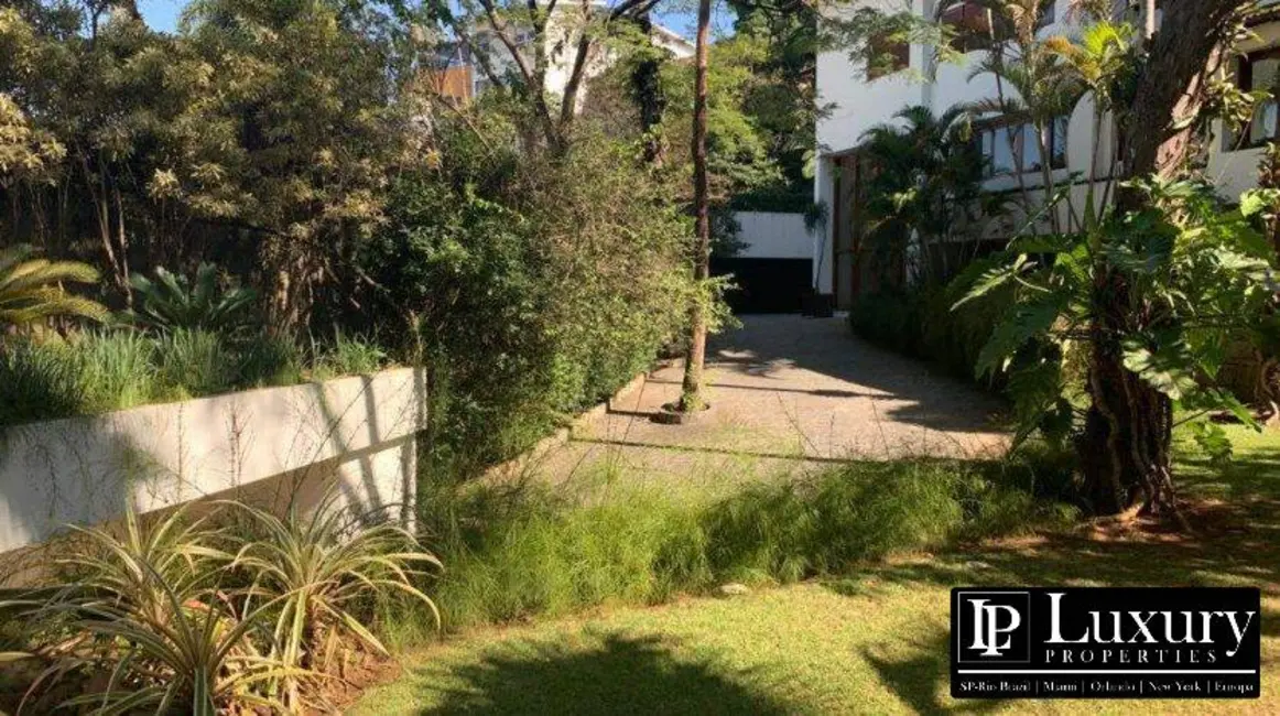 Foto 5 de Casa com 5 quartos à venda em Pacaembu, São Paulo - SP