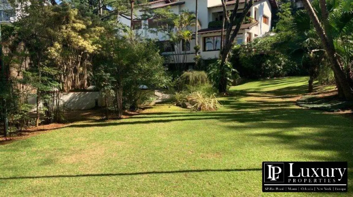 Foto 2 de Casa com 5 quartos à venda em Pacaembu, São Paulo - SP