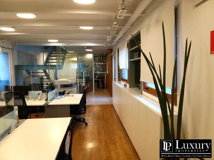 Sala Comercial à venda, 178m2 em Vila Madalena, São Paulo - SP - imagem 4 Foto 4 de Sala Comercial à venda, 178m2 em Vila Madalena, São Paulo - SP