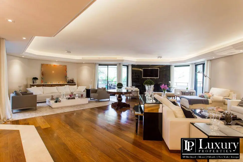 Foto 2 de Apartamento com 4 quartos à venda, 640m2 em São Paulo - SP