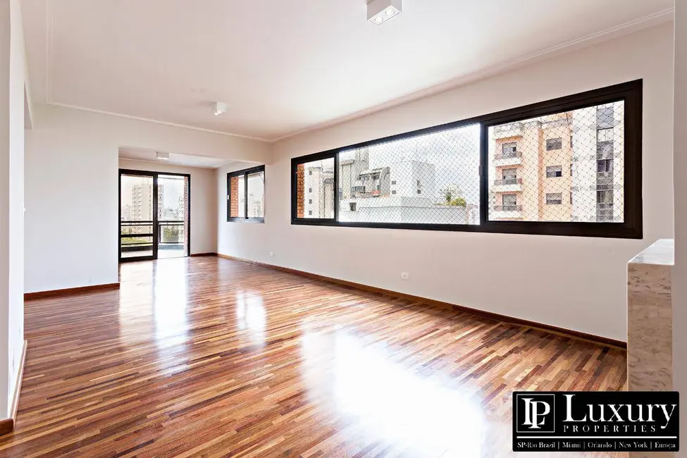Foto 4 de Apartamento com 3 quartos à venda, 210m2 em Brooklin Paulista, São Paulo - SP