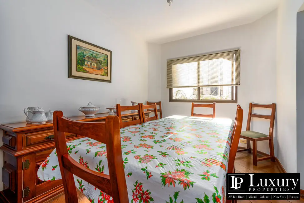 Foto 6 de Apartamento com 3 quartos à venda, 147m2 em Moema, São Paulo - SP