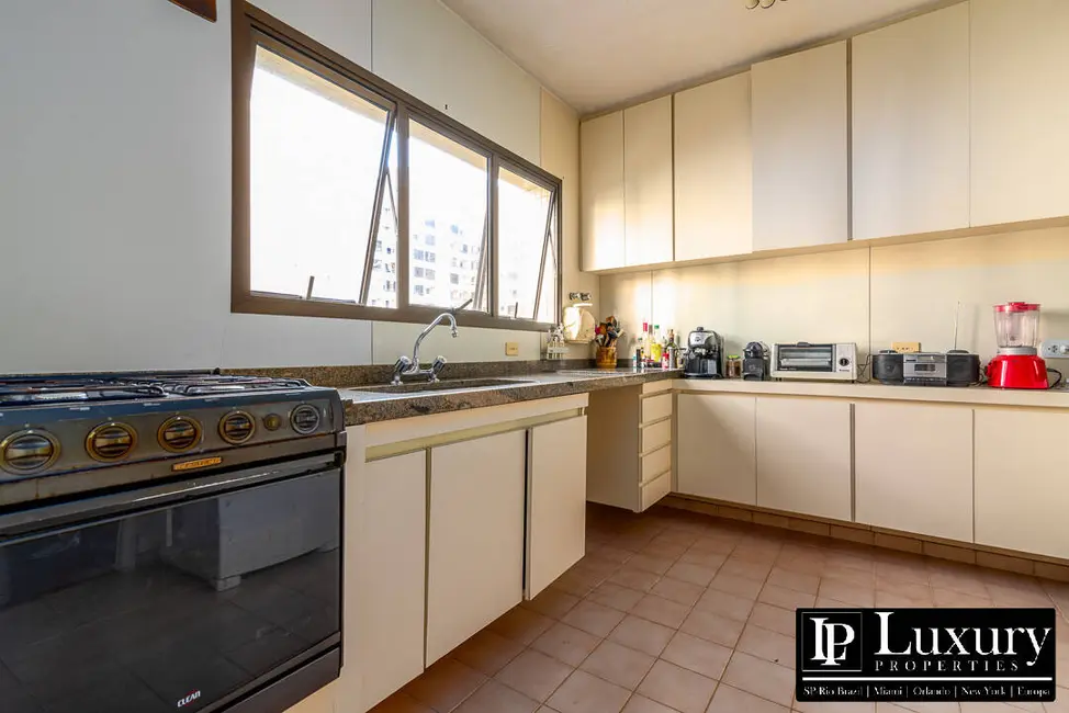 Foto 8 de Apartamento com 3 quartos à venda, 147m2 em Moema, São Paulo - SP