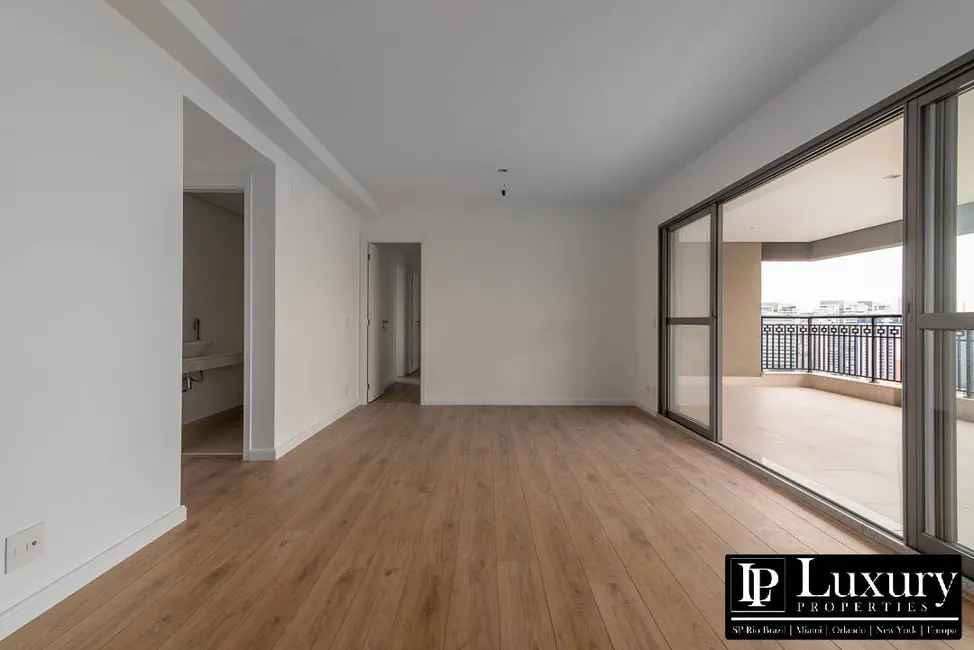 Apartamento com 3 quartos à venda, 137m2 em São Paulo - SP - imagem 9 Foto 9 de Apartamento com 3 quartos à venda, 137m2 em São Paulo - SP