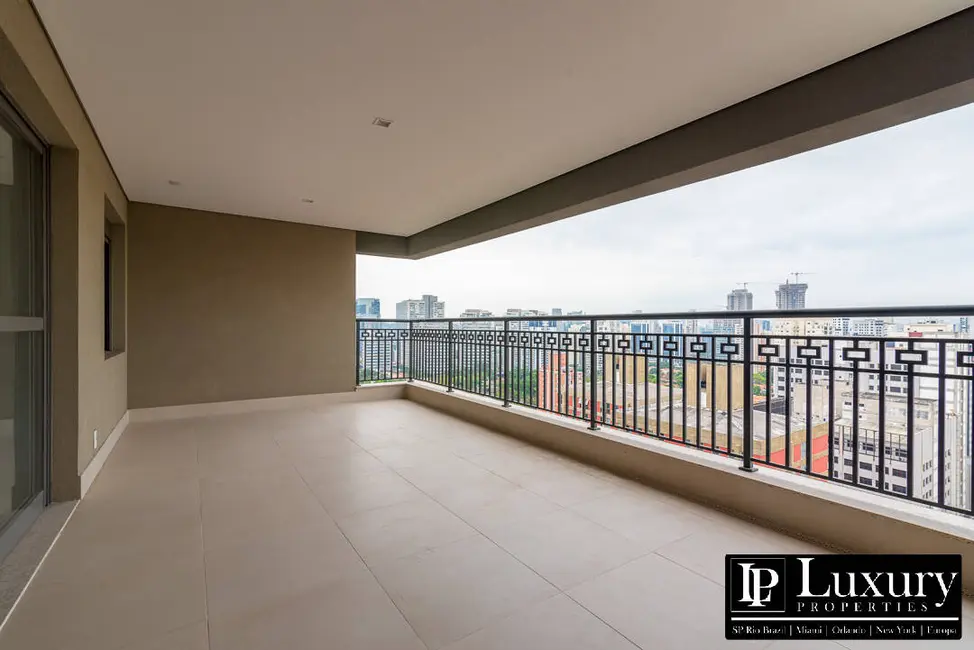 Apartamento com 3 quartos à venda, 137m2 em São Paulo - SP - imagem 2 Foto 2 de Apartamento com 3 quartos à venda, 137m2 em São Paulo - SP