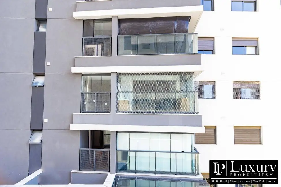Apartamento com 3 quartos à venda, 170m2 em Campo Belo, São Paulo - SP - imagem 8 Foto 8 de Apartamento com 3 quartos à venda, 170m2 em Campo Belo, São Paulo - SP