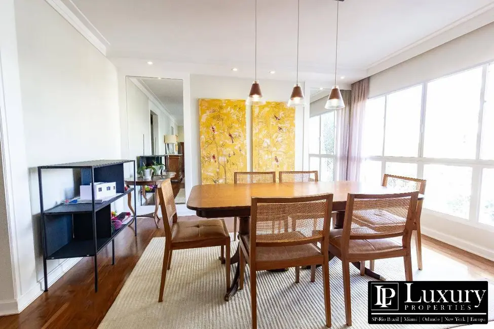 Apartamento com 3 quartos à venda, 170m2 em Campo Belo, São Paulo - SP - imagem 3 Foto 3 de Apartamento com 3 quartos à venda, 170m2 em Campo Belo, São Paulo - SP