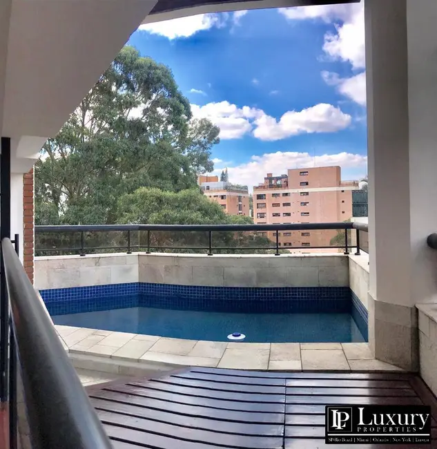 Foto 1 de Apartamento com 4 quartos à venda, 305m2 em São Paulo - SP