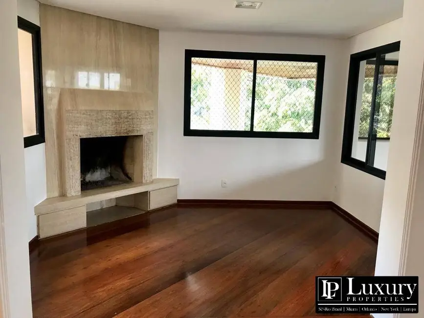 Foto 8 de Apartamento com 4 quartos à venda, 305m2 em São Paulo - SP