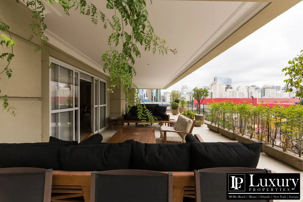 Apartamento com 3 quartos à venda, 280m2 em Vila Nova Conceição, São Paulo - SP - imagem 3 Foto 3 de Apartamento com 3 quartos à venda, 280m2 em Vila Nova Conceição, São Paulo - SP