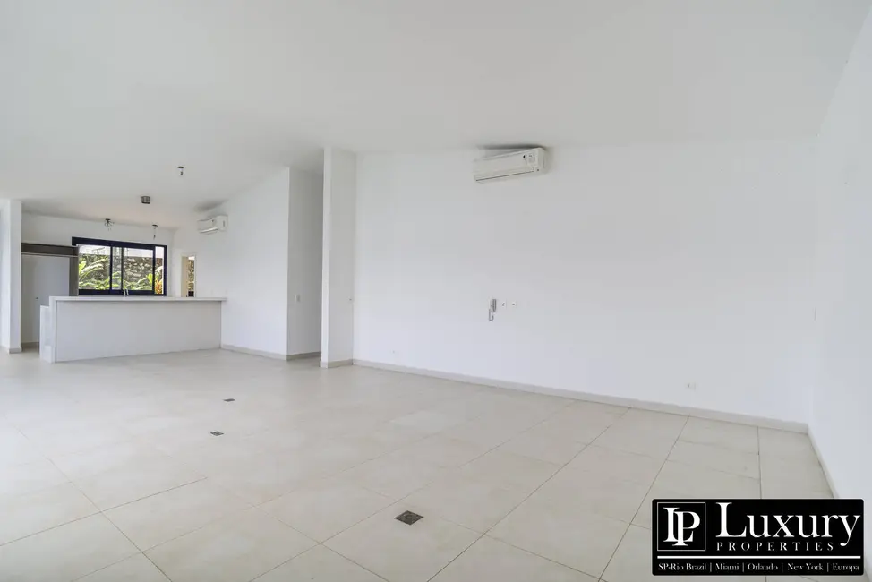 Foto 7 de Apartamento com 3 quartos à venda, 181m2 em Guaruja - SP