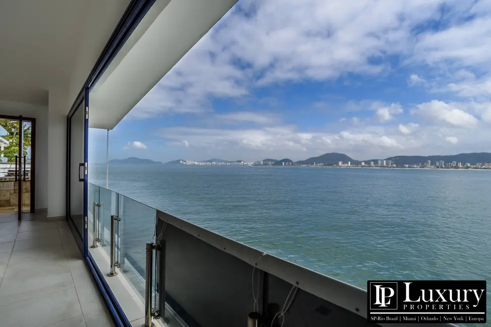 Foto 3 de Apartamento com 3 quartos à venda, 181m2 em Guaruja - SP