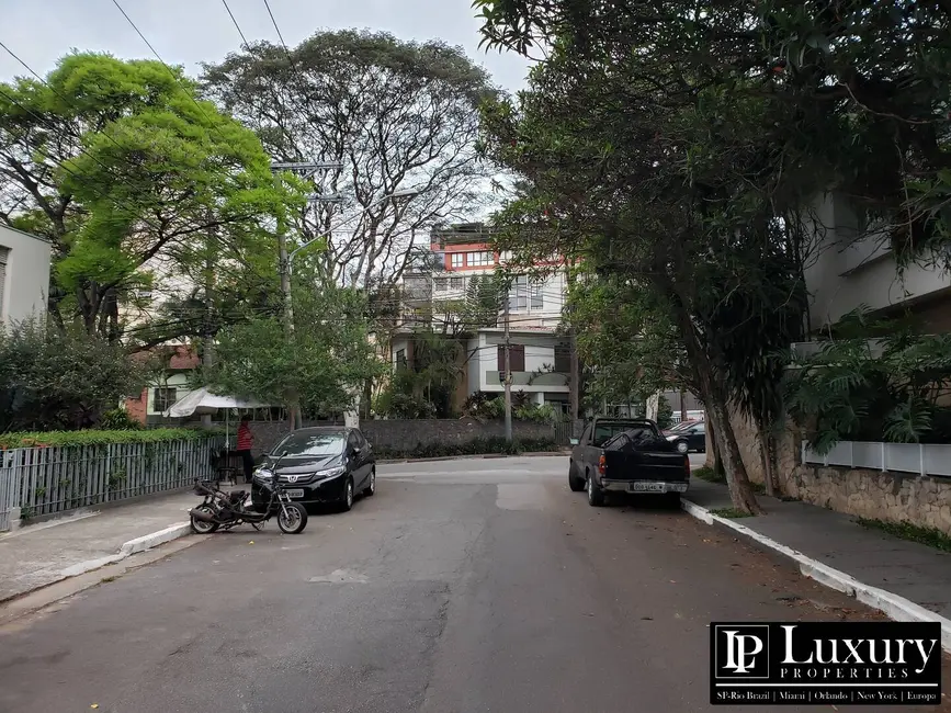 Foto 6 de Sobrado com 4 quartos à venda em Vila Madalena, São Paulo - SP