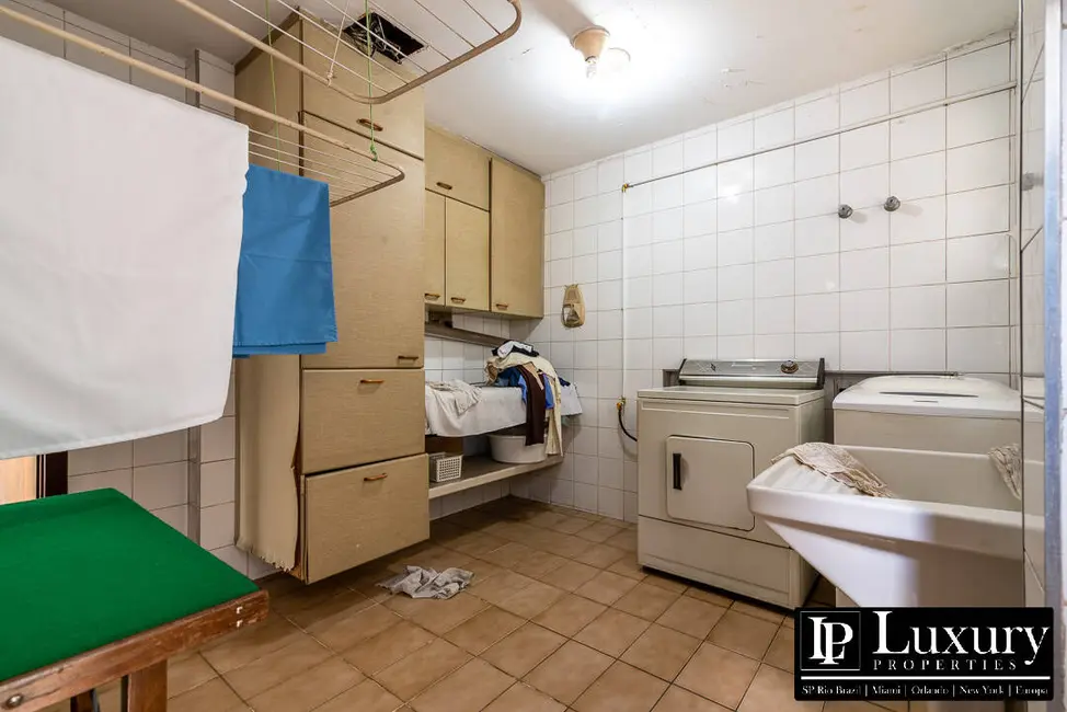 Foto 6 de Casa com 4 quartos à venda em Cidade Jardim, São Paulo - SP