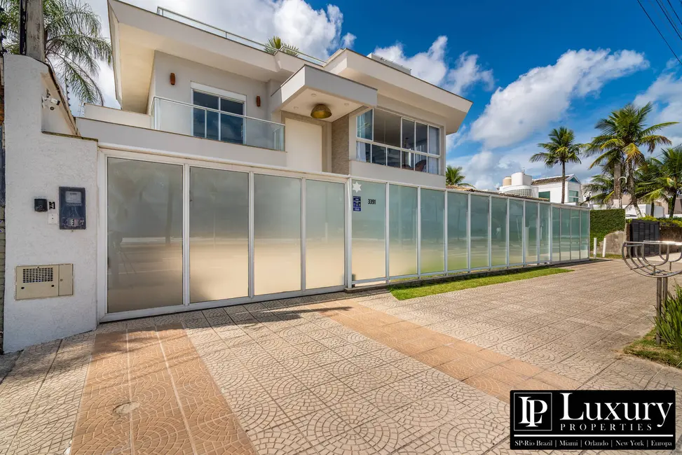 Foto 5 de Casa com 5 quartos à venda em Enseada, Guaruja - SP