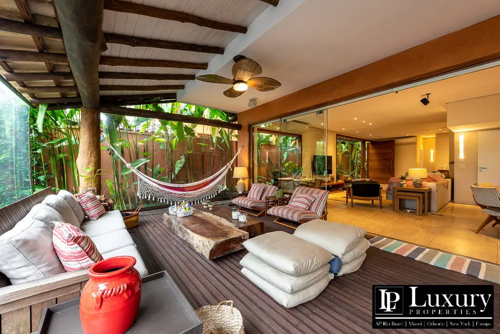 Foto 7 de Casa de Condomínio com 5 quartos à venda em Sao Sebastiao - SP