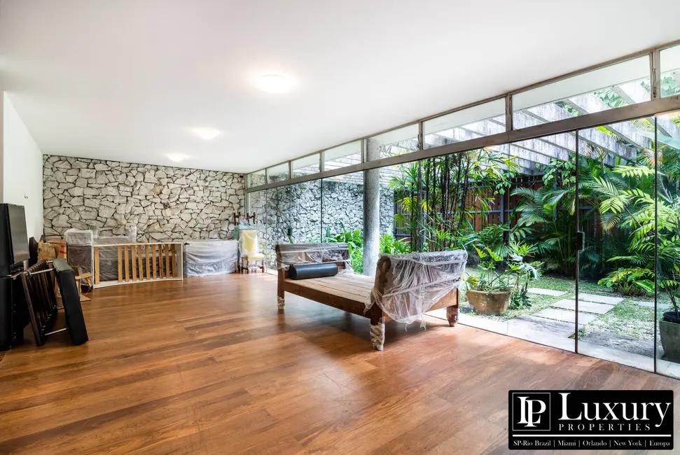 Sala Comercial à venda em Jardim América, São Paulo - SP - imagem 1 Foto 1 de Sala Comercial à venda em Jardim América, São Paulo - SP