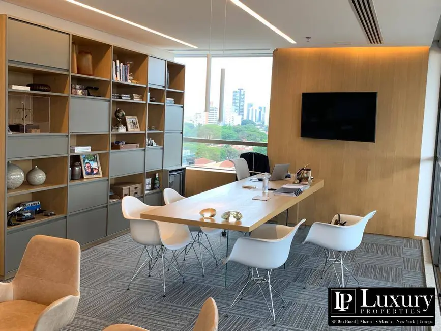 Foto 5 de Sala Comercial à venda, 500m2 em Cidade Monções, São Paulo - SP