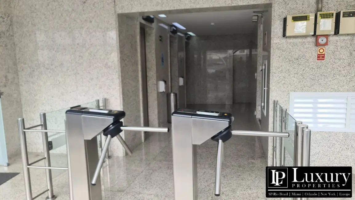 Foto 7 de Sala Comercial à venda, 328m2 em Jardim Paulistano, São Paulo - SP