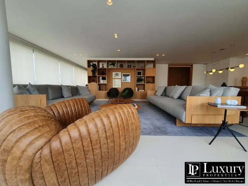 Foto 4 de Apartamento com 3 quartos à venda e para alugar, 251m2 em Vila Nova Conceição, São Paulo - SP