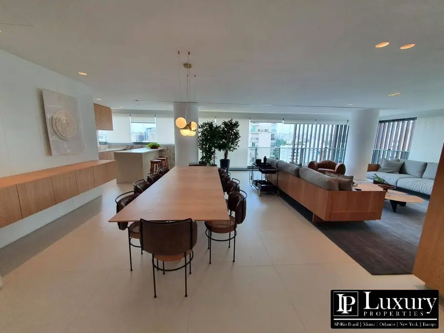Foto 2 de Apartamento com 3 quartos à venda e para alugar, 251m2 em Vila Nova Conceição, São Paulo - SP