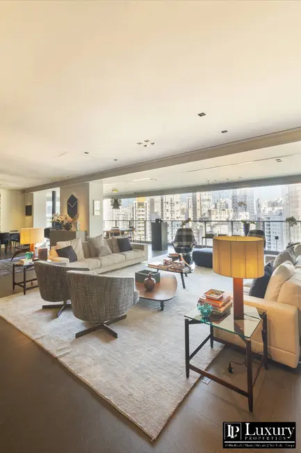 Apartamento com 4 quartos à venda, 535m2 em Vila Nova Conceição, São Paulo - SP - imagem 6 Foto 6 de Apartamento com 4 quartos à venda, 535m2 em Vila Nova Conceição, São Paulo - SP