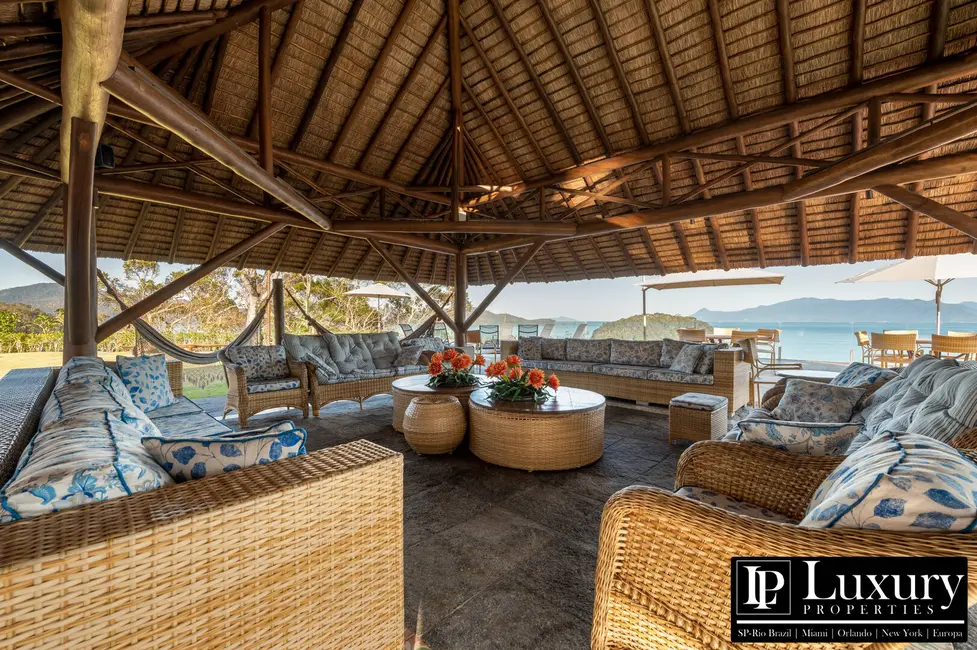 Foto 6 de Casa com 11 quartos à venda em Loteamento Roteiro do Sol, Caraguatatuba - SP