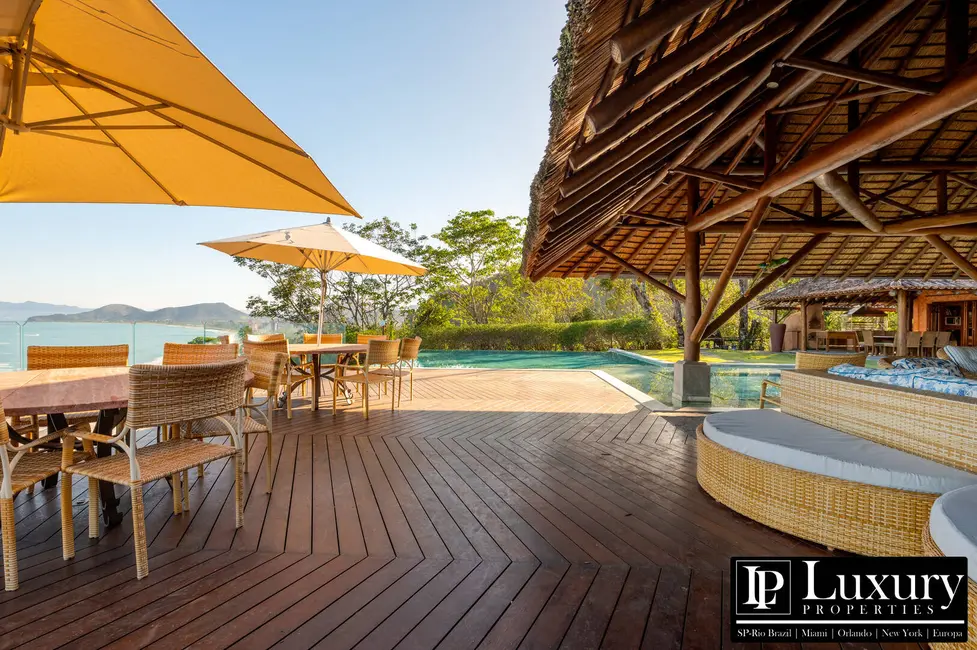 Foto 9 de Casa com 11 quartos à venda em Loteamento Roteiro do Sol, Caraguatatuba - SP