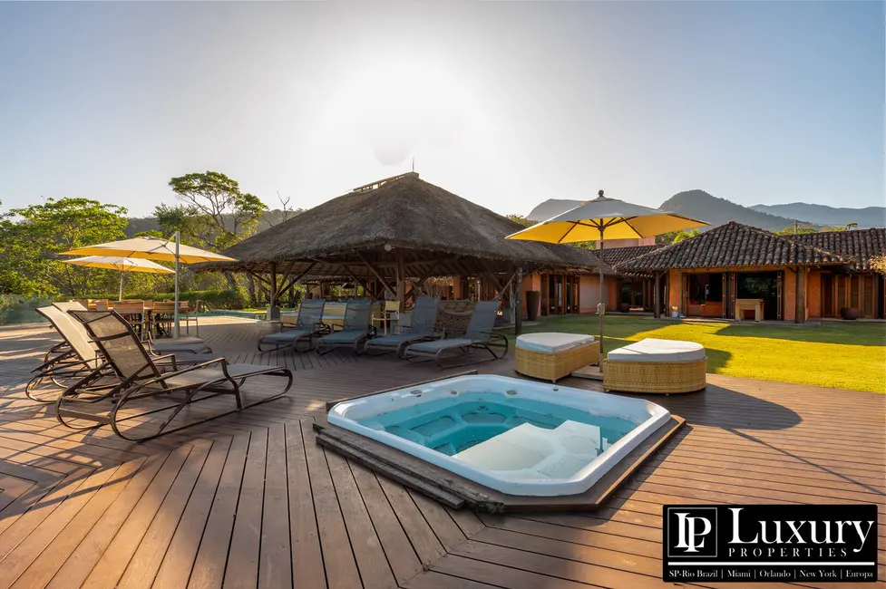 Foto 8 de Casa com 11 quartos à venda em Loteamento Roteiro do Sol, Caraguatatuba - SP