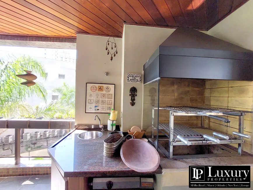 Foto 9 de Apartamento com 4 quartos à venda, 226m2 em Vila Suzana, São Paulo - SP