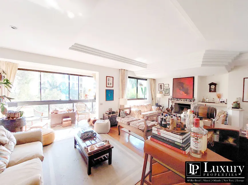 Foto 1 de Apartamento com 4 quartos à venda, 226m2 em Vila Suzana, São Paulo - SP