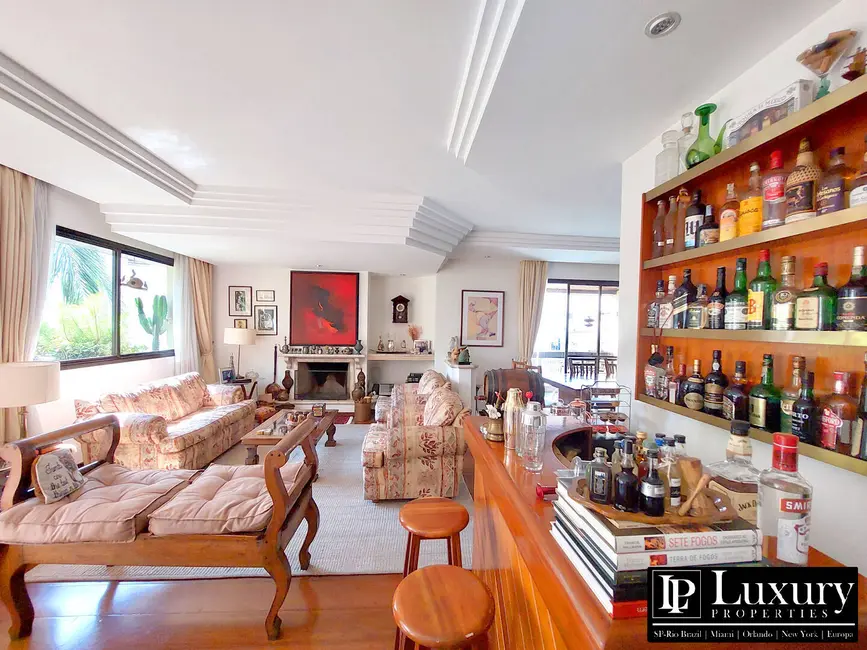 Foto 4 de Apartamento com 4 quartos à venda, 226m2 em Vila Suzana, São Paulo - SP