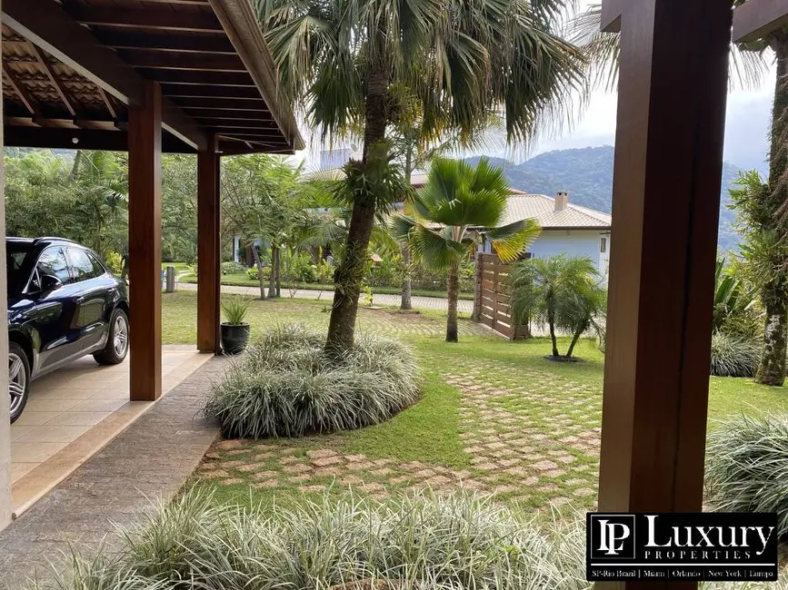 Foto 7 de Casa de Condomínio com 4 quartos à venda em Ubatuba - SP